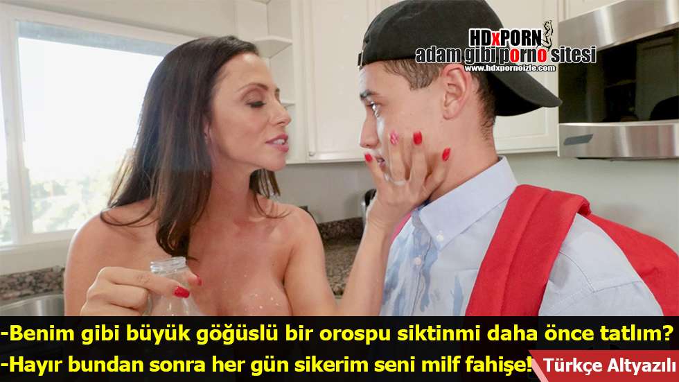 Kocaman göğüslü milf komşumu sikiyorum